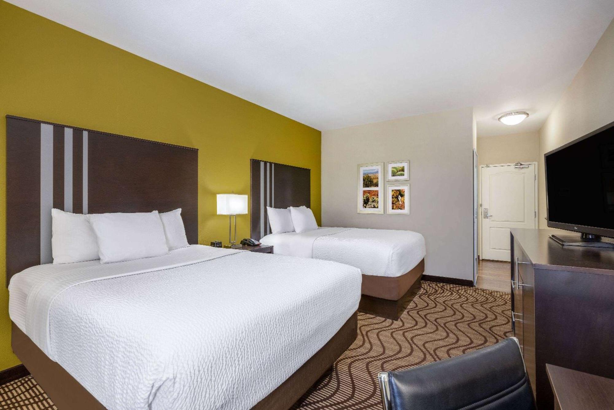 Hotel La Quinta By Wyndham Artesia Zewnętrze zdjęcie
